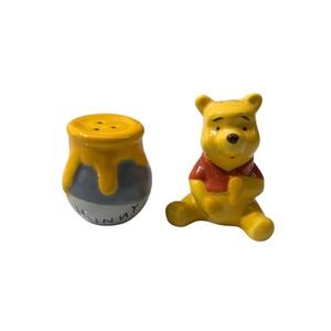 Disney Winnie the Pooh Honey Pot and Pooh Bear Salt and Pepper Shaker Set